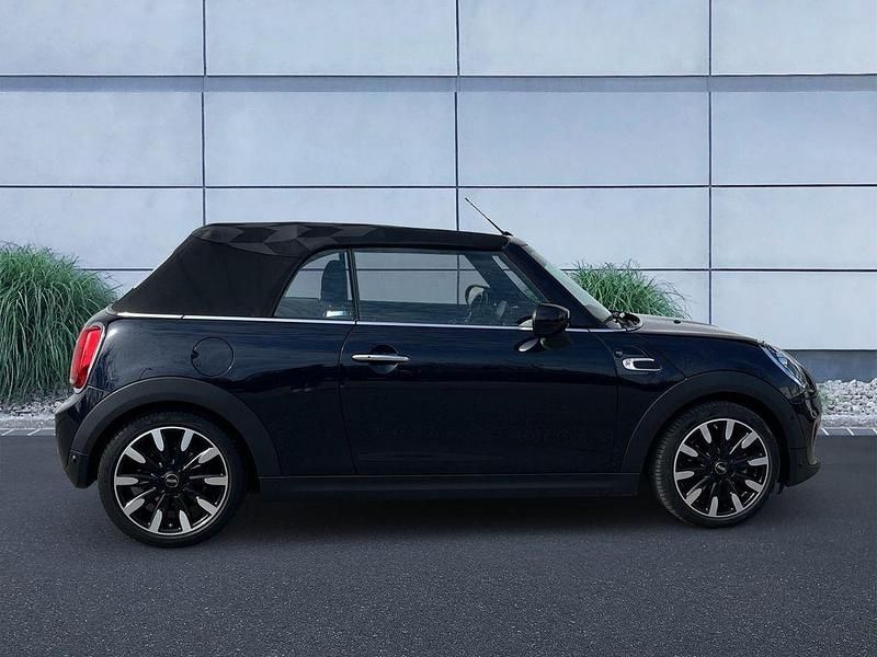 Gebraucht Mini Cooper Cabriolet Chili 136 PS (100 kW) 2021 Mini yours enigmatic black Cabrio