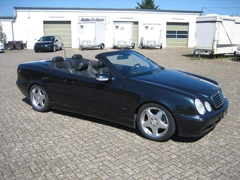 Schwarz Gebraucht 2000 Mercedes CLK230 AMG Cabrio | 6.900 € (Etwas zu teuer) - Bild 1/4