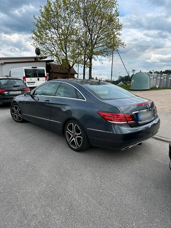 Second-hand Mercedes E200 184 CP (135 kW) 2015 Gri Coupe