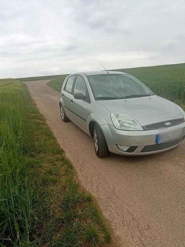 Gebraucht 2004 Ford Fiesta Kleinwagen | 1.800 € (Fairer Preis) - Bild 1/4