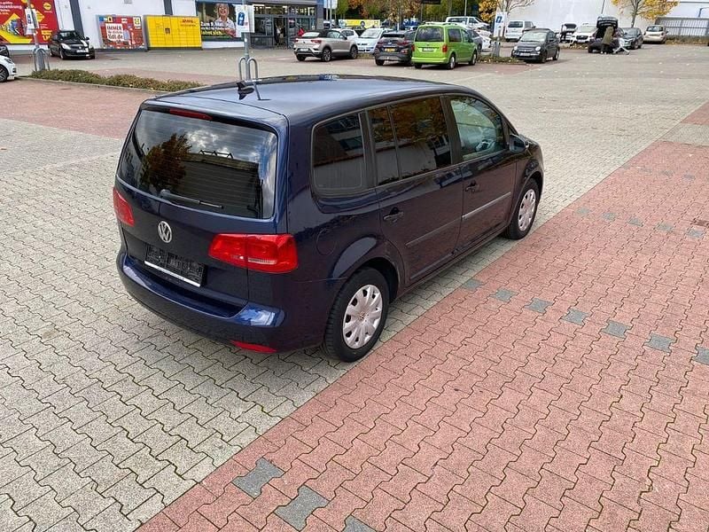 Gebraucht VW Touran 105 PS (77 kW) 2014 Blau Van / Kleinbus