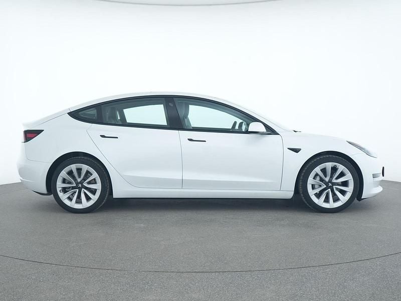 Gebraucht Tesla Model 3 RWD 208 kW (283 PS) 2022 Perl weiss Limousine