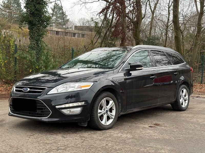 Schwarz Gebraucht 2012 Ford Mondeo Limousine | 7.890 € (Etwas zu teuer) - Bild 1/4