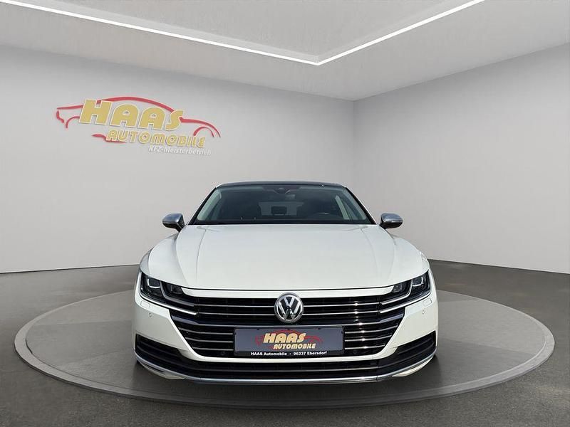 Gebraucht VW Arteon Elegance 239 PS (175 kW) 2018 Weiß Kleinwagen