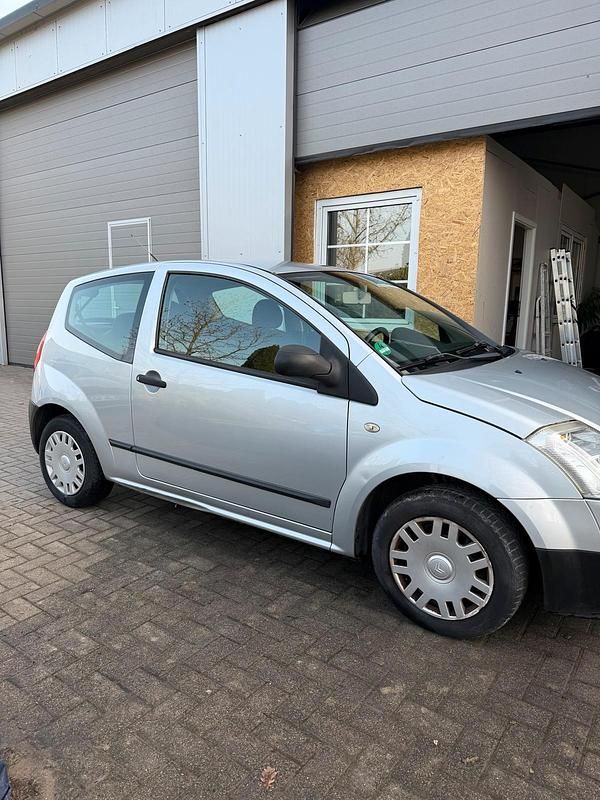 Gebraucht Citroën C2 65 PS (47 kW) 2007 Silber Kleinwagen