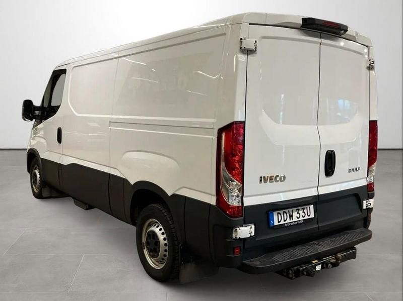 Gebraucht Iveco Daily 116 PS (85 kW) 2022 Weiß Van / Kleinbus
