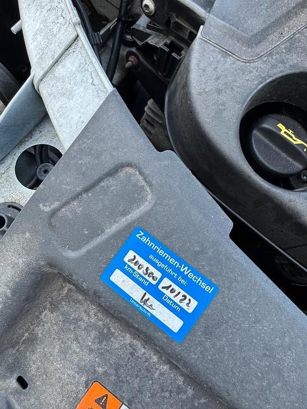 Gebraucht Ford S-MAX Titanium 163 PS (119 kW) 2014 Weiß Van / Kleinbus