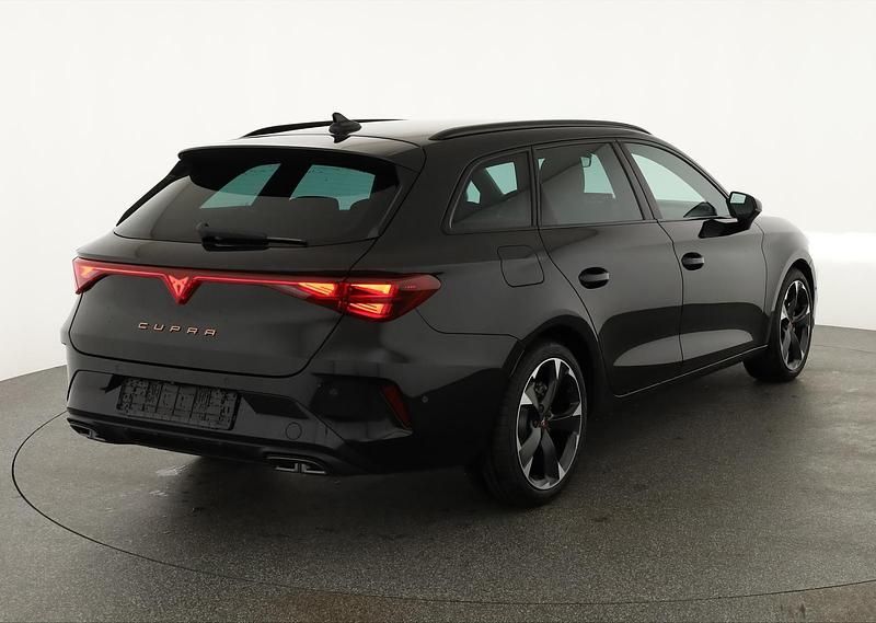 Neu Cupra Leon 150 PS (110 kW) 2025 Midnight schwarz metallic Kombi
