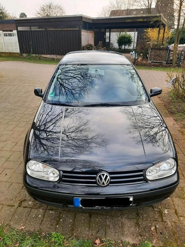 Gebraucht VW Golf IV Basis 105 PS (77 kW) 2000 Kleinwagen