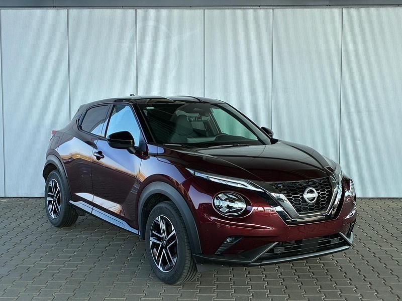 Gebraucht Nissan Juke N-Connecta 114 PS (83 kW) 2024 Burgundy SUV