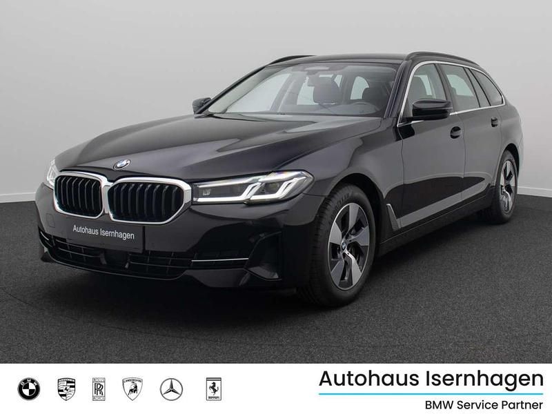 Saphirschwarz metallic475schwarz Gebraucht 2021 BMW 530 Sport Line Limousine | 34.999 € (Guter Preis) - Bild 1/4