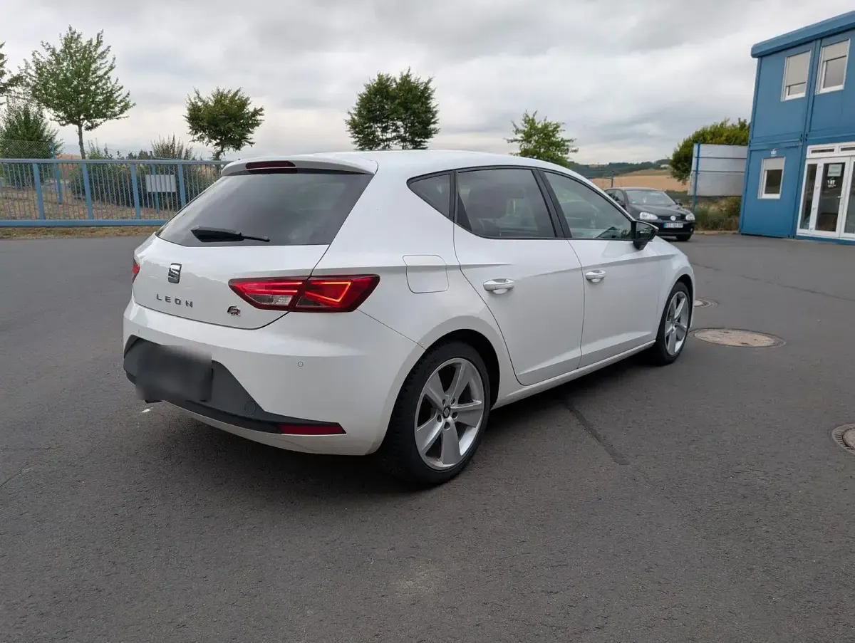 Gebraucht Seat Leon FR 125 PS (91 kW) 2014 Weiß Kombi