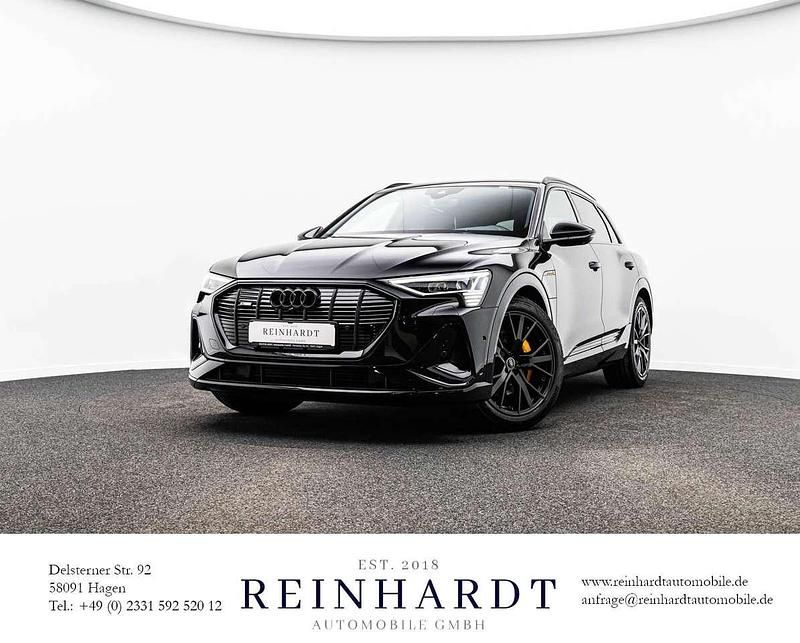 Mythosschwarz metallic Gebraucht 2022 Audi e-tron Black Edition SUV | 41.665 € (Fairer Preis) - Bild 1/1