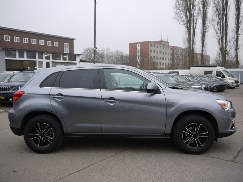 Gebraucht Mitsubishi ASX Edition 117 PS (86 kW) 2018 Grau SUV