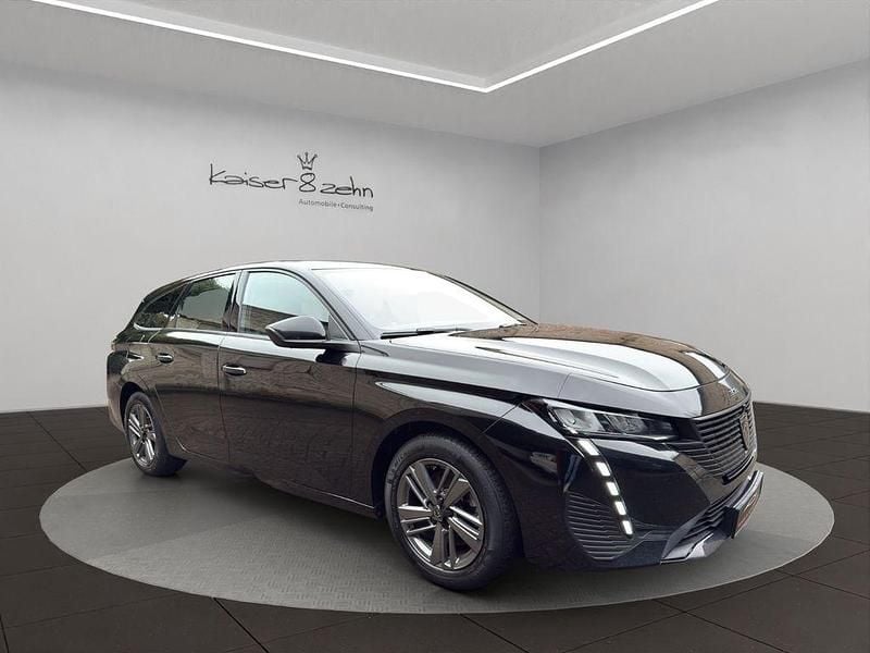Gebraucht Peugeot 308 SW Active 131 PS (96 kW) 2023 Schwarz Kombi
