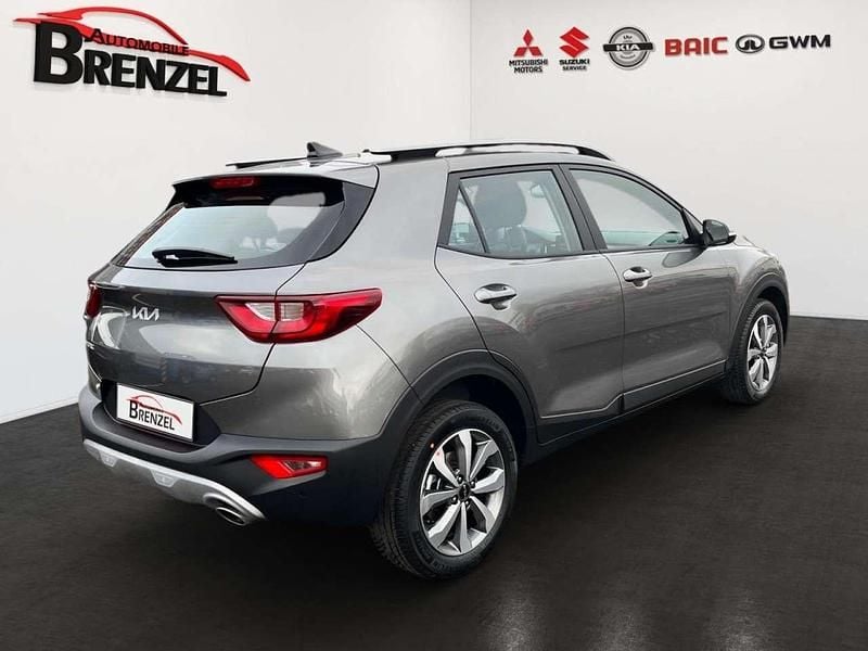 Neu Kia Stonic Vision 101 PS (74 kW) 2025 Astrograu  m7g SUV