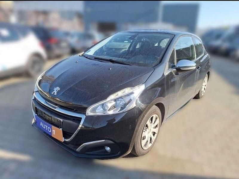 Second-hand Peugeot 208 Allure 110 CP (80 kW) 2017 Liclackierung mit schutzlack Hatchback