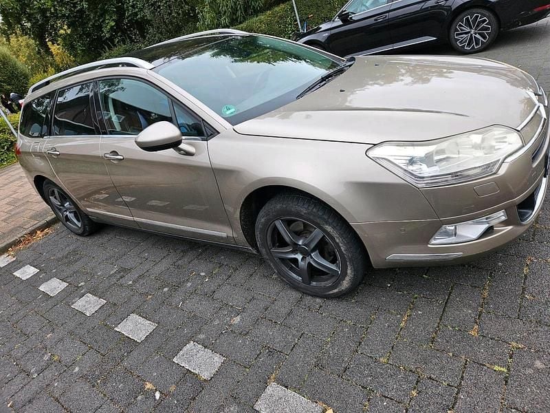 Beige Gebraucht 2025 Citroën C5 Aircross Exclusive SUV | 7.000 € - Bild 1/4