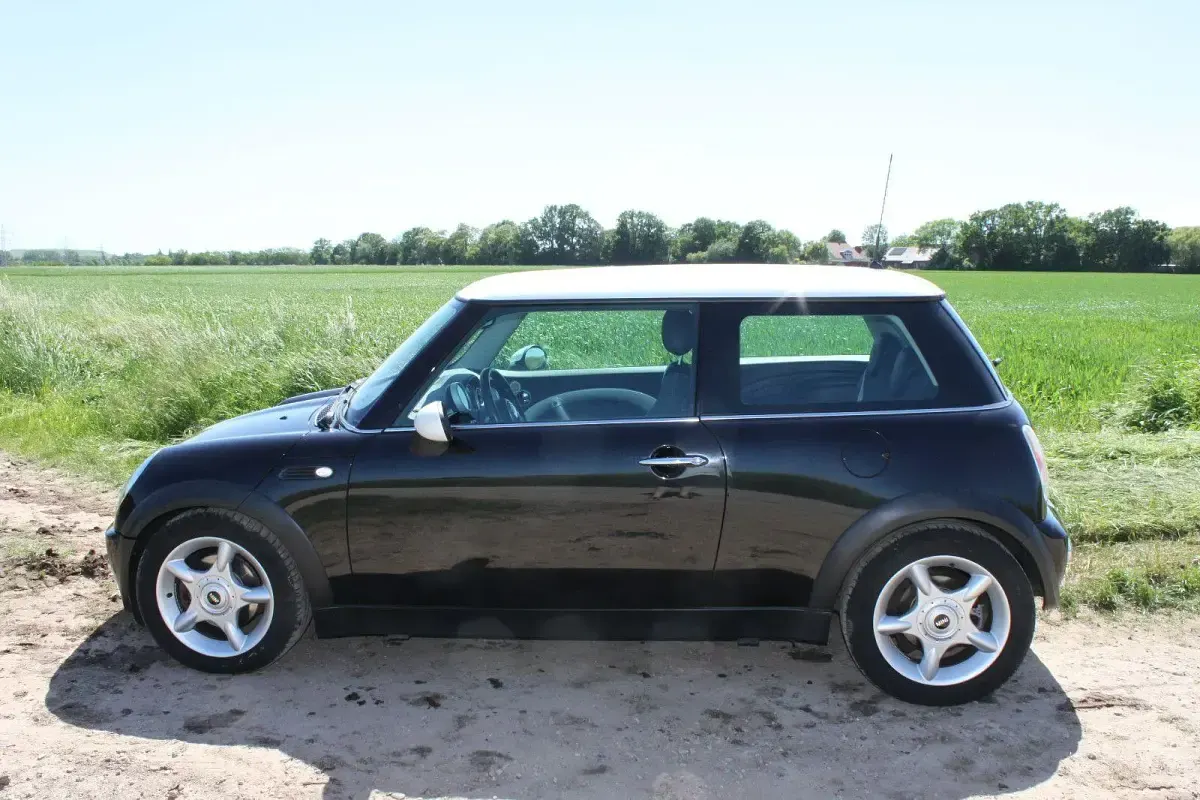 Gebraucht Mini Cooper 116 PS (85 kW) 2002 Schwarz Kleinwagen