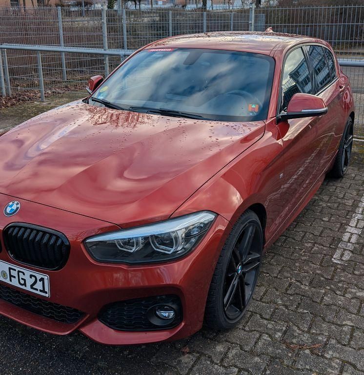 Gebraucht BMW 120 M Sport 190 PS (139 kW) 2019 Rot Kleinwagen