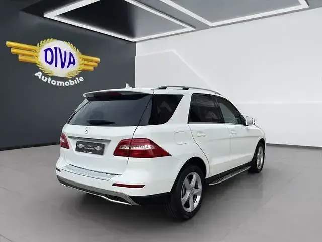 Gebraucht Mercedes ML250 204 PS (150 kW) 2015 Weiß SUV
