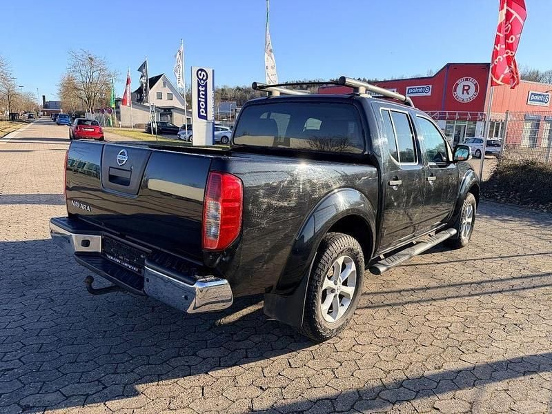 Gebraucht Nissan Navara 171 PS (125 kW) 2010 Schwarz Abholung