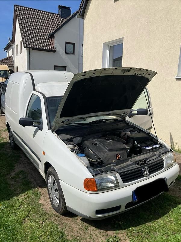 Używany VW Caddy 65 KM (47 kW) 2003 Minivan