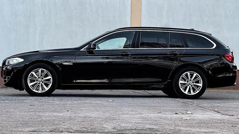 Gebraucht BMW 525 218 PS (160 kW) 2012 Schwarz Kombi