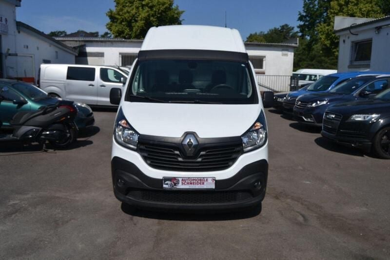 Weiß Gebraucht 2017 Renault Trafic Komfort Van | 8.500 € (Superpreis) - Bild 1/4