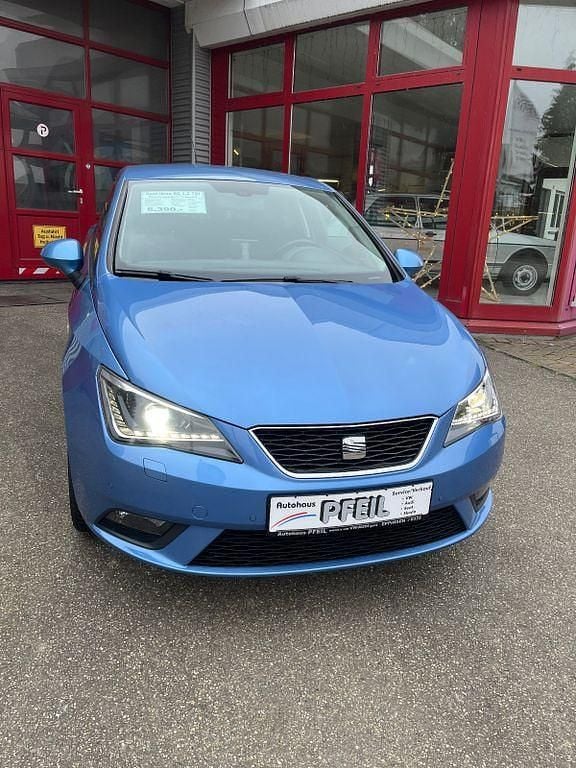 Blau Gebraucht 2013 Seat Ibiza SC I-Tech Kleinwagen | 6.390 € (Etwas zu teuer) - Bild 1/4