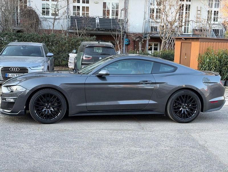 Gebraucht Ford Mustang GT Fastback 466 PS (342 kW) 2019 Grau Coupé