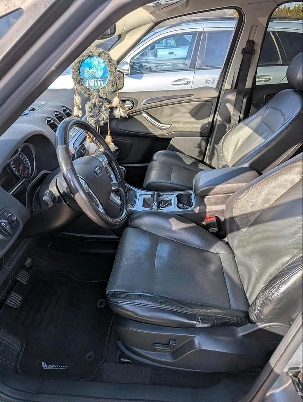 Gebraucht Ford S-MAX Titanium 220 PS (161 kW) 2007 Silber Van / Kleinbus