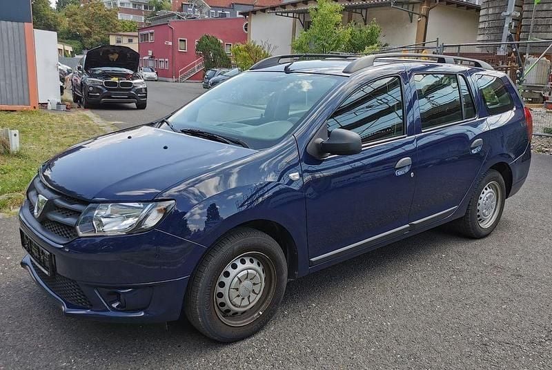 Blau Gebraucht 2013 Dacia Logan MCV Essentiel Kombi | 3.990 € (Guter Preis) - Bild 1/4