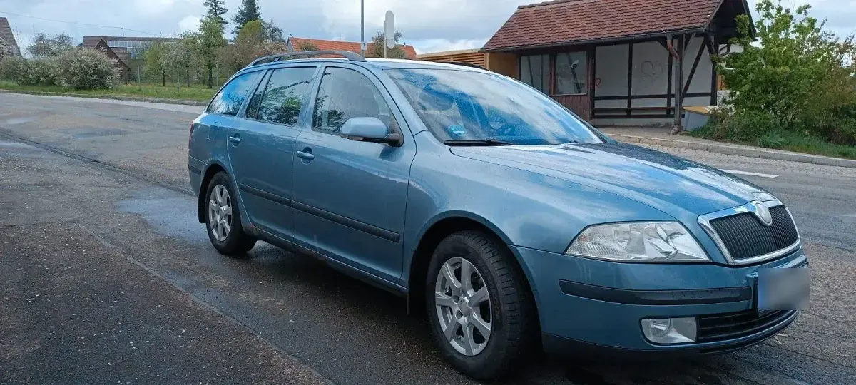 Gebraucht Skoda Octavia Classic 102 PS (75 kW) 2007 Grau Kombi