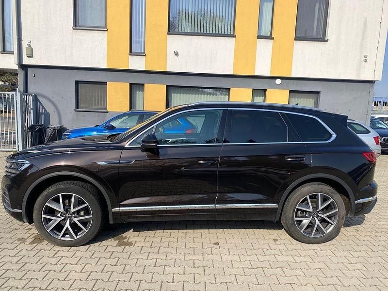 Gebraucht VW Touareg Elegance 231 PS (169 kW) 2021 Braun SUV