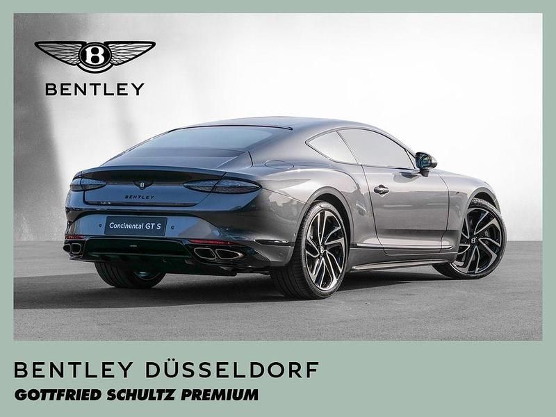 Neu Bentley Continental 680 PS (500 kW) 2026 Grau Coupé