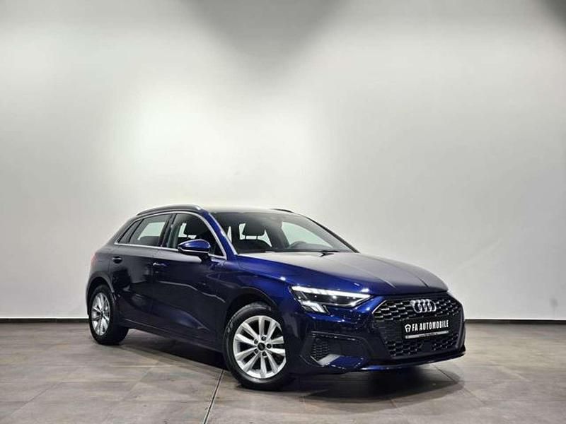 Gebraucht Audi A3 Ambiente 110 PS (80 kW) 2023 Andere Limousine