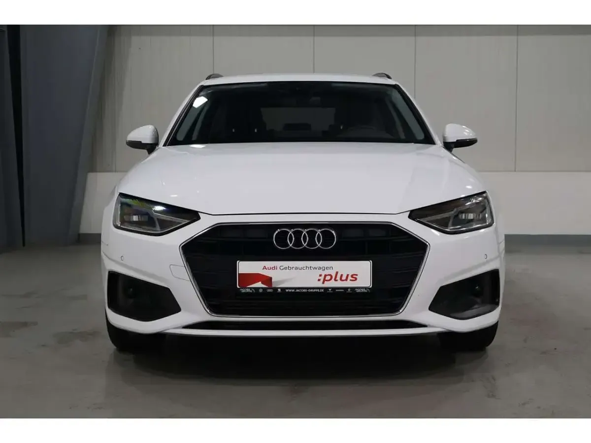 Gebraucht Audi A4 Performance 204 PS (150 kW) 2023 Weiß Kombi