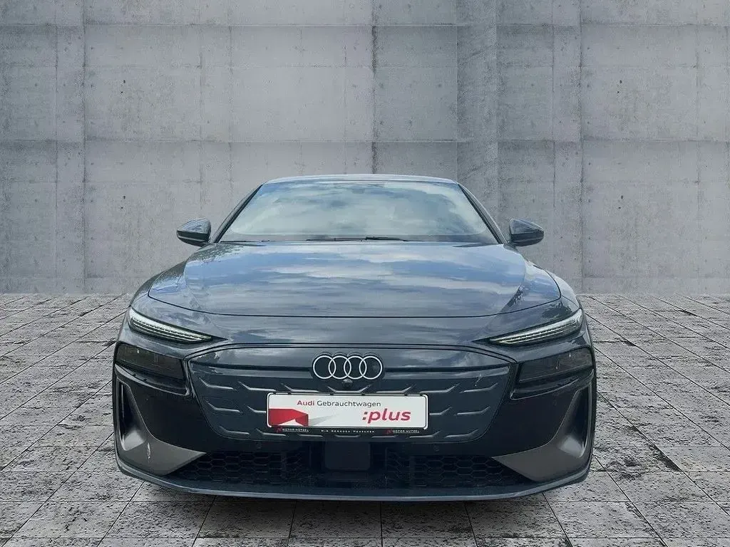 Gebraucht Audi A6 e-tron S-Line 269 kW (367 PS) 2025 Blau Kombi