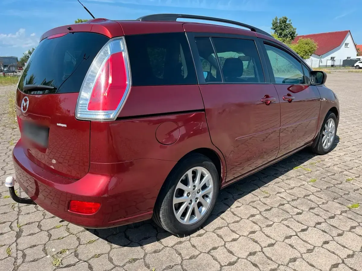 Gebraucht Mazda 5 116 PS (85 kW) 2009 Rot Van / Kleinbus