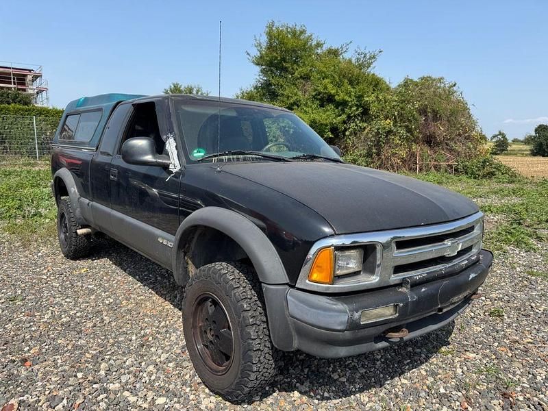 Gebraucht 1996 Chevrolet S10 SUV | 3.200 € - Bild 1/4