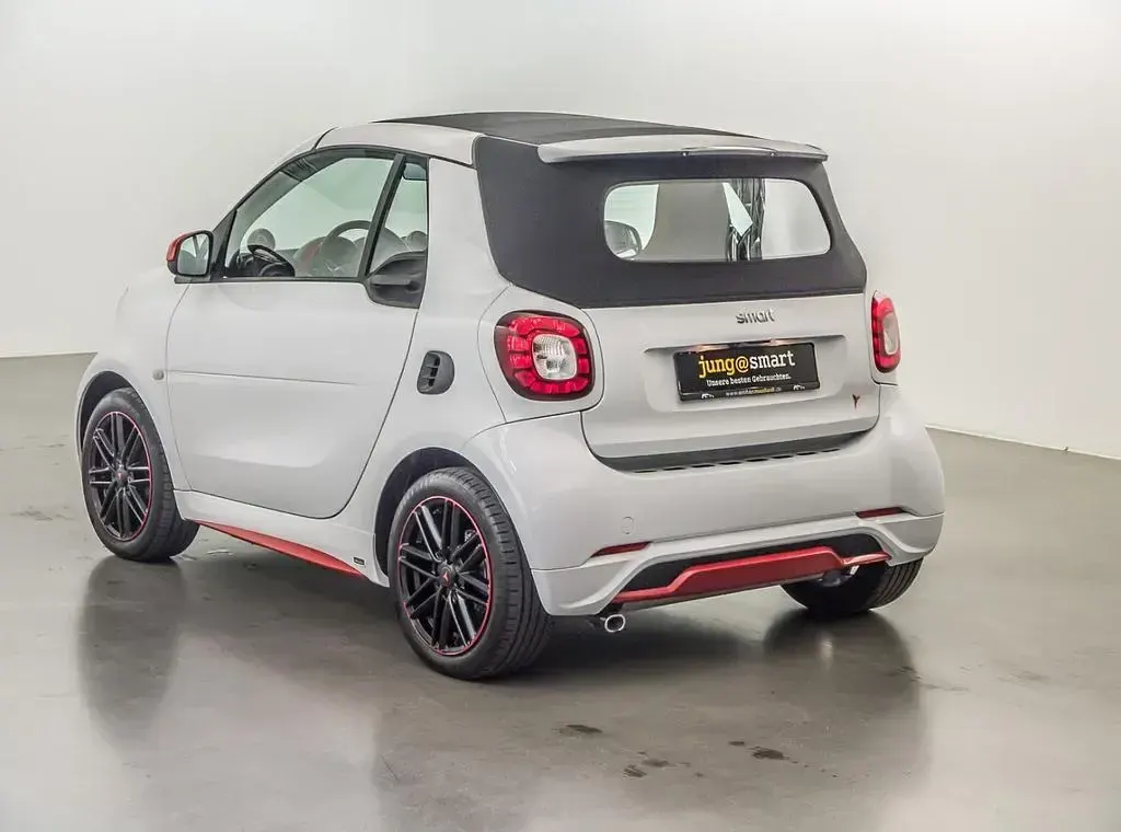 Usata Smart ForTwo Cabrio Brabus 121 CV (88 kW) 2017 Bianco Cabrio