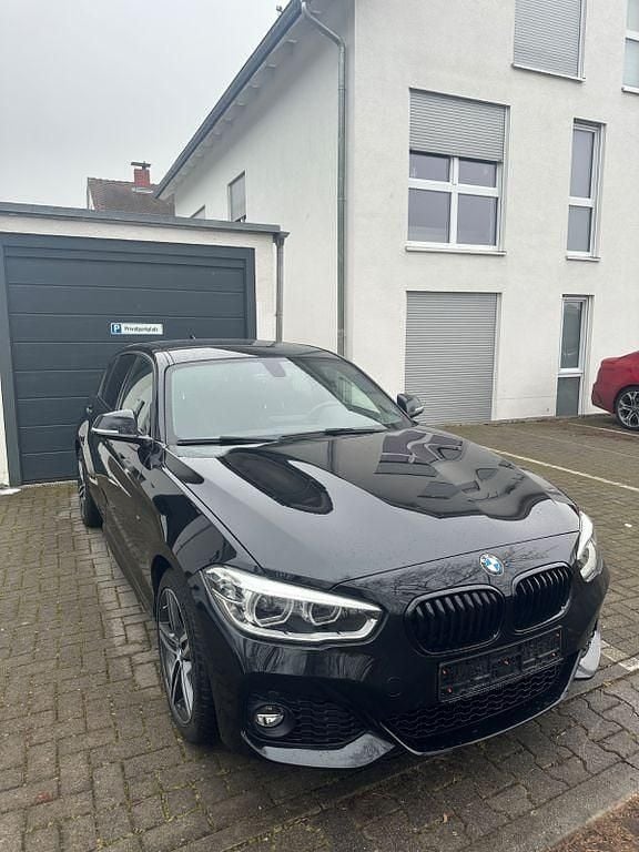 Gebraucht BMW 120 M Sport 184 PS (135 kW) 2018 Schwarz Kleinwagen