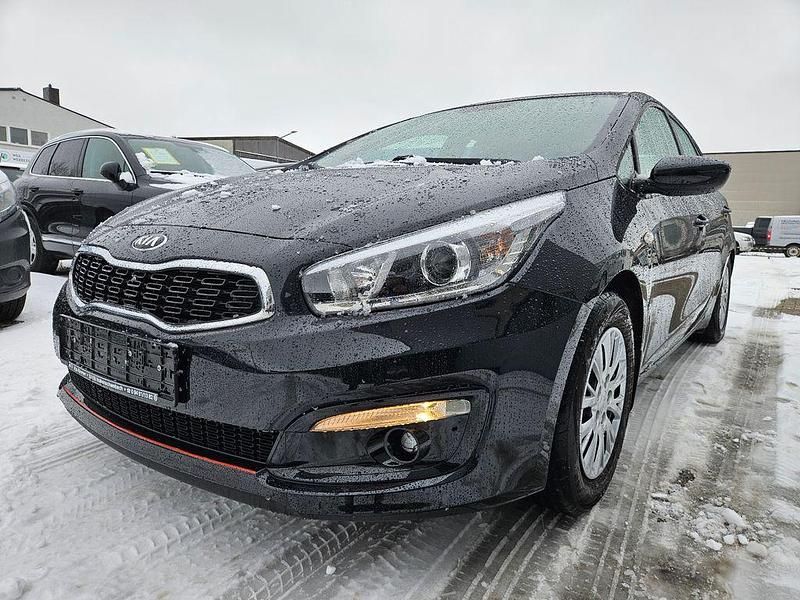 Schwarz Gebraucht 2018 Kia Ceed Kleinwagen | 9.400 € (Fairer Preis) - Bild 1/4