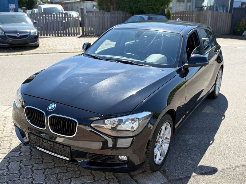 Gebraucht BMW 116 Comfort Edition 136 PS (100 kW) 2011 Schwarz Kleinwagen