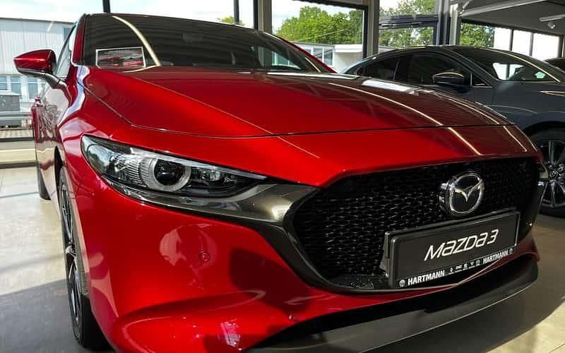 Rot Gebraucht 2024 Mazda 3 Exclusive-Line Limousine | 29.299 € (Fairer Preis) - Bild 1/4