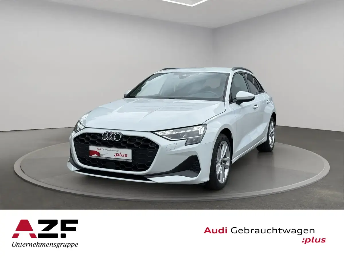 Gebraucht Audi A3 Ambiente 150 PS (110 kW) 2025 Limousine