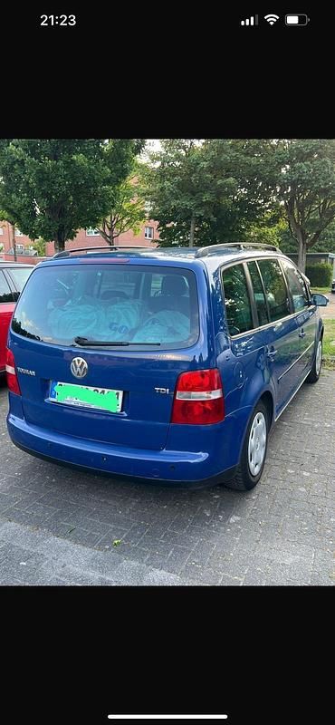 Blau Gebraucht 2003 VW Touran Van / Kleinbus | 2.900 € (Teuer) - Bild 1/4