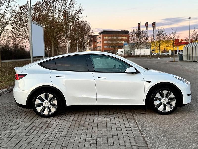 Gebraucht Tesla Model Y 378 kW (514 PS) 2022 Weiß SUV