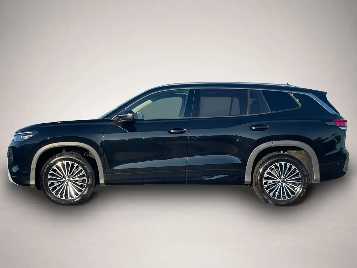 Gebraucht VW Tayron Life 150 PS (110 kW) 2025 Grenadillschwarz SUV